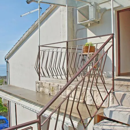Apartament Miro